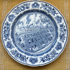 1940 Blue Wedgwood Yale Dinner Plate